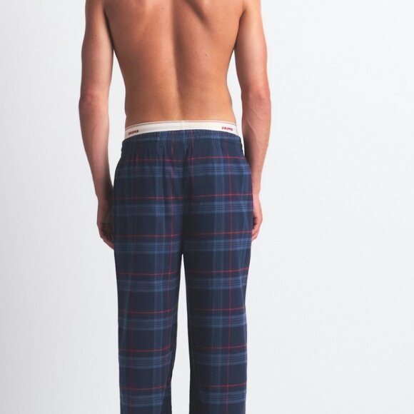 NWT Skims Mens Flannel Sleep Pant - Damson Laser Plaid - Large - Picture 3 of 4